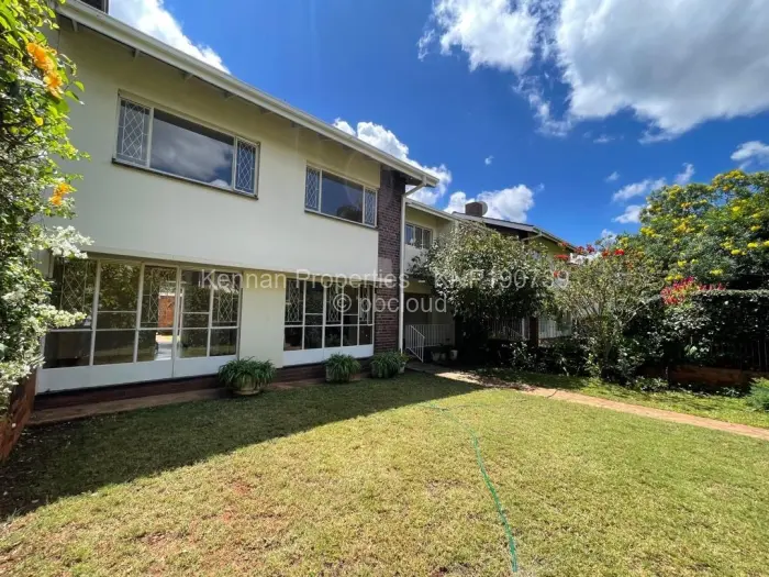 Townhouse/Cluster for Sale in Avondale, Harare