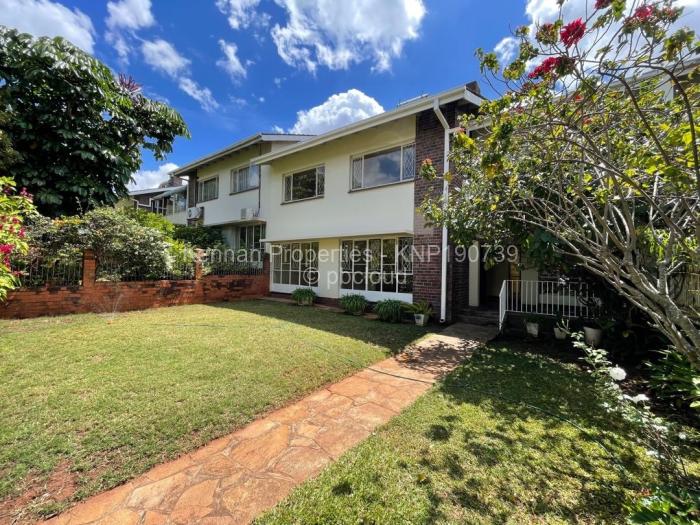 Townhouse/Cluster for Sale in Avondale, Harare