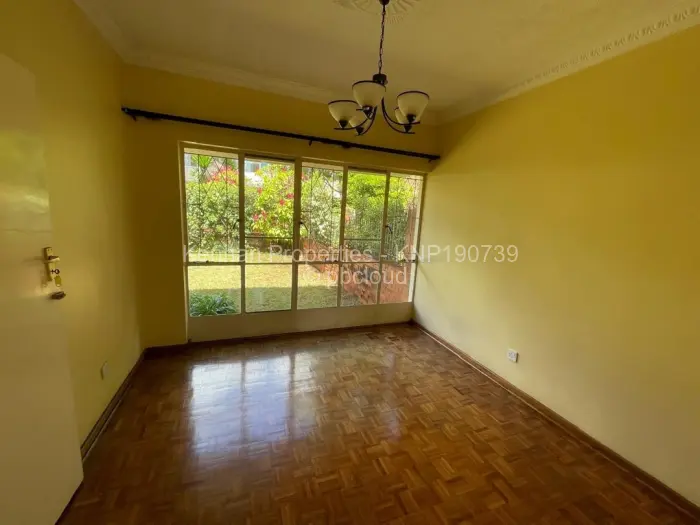 Townhouse/Cluster for Sale in Avondale, Harare