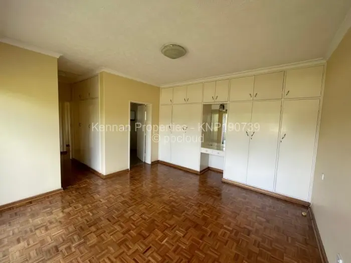 Townhouse/Cluster for Sale in Avondale, Harare