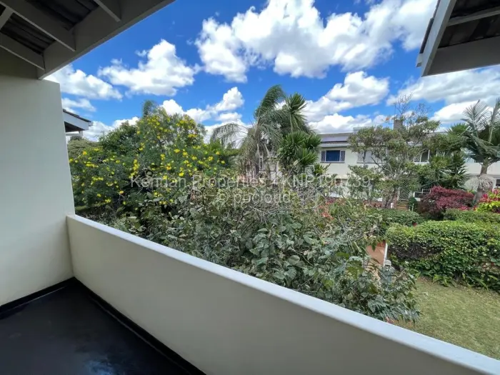 Townhouse/Cluster for Sale in Avondale, Harare