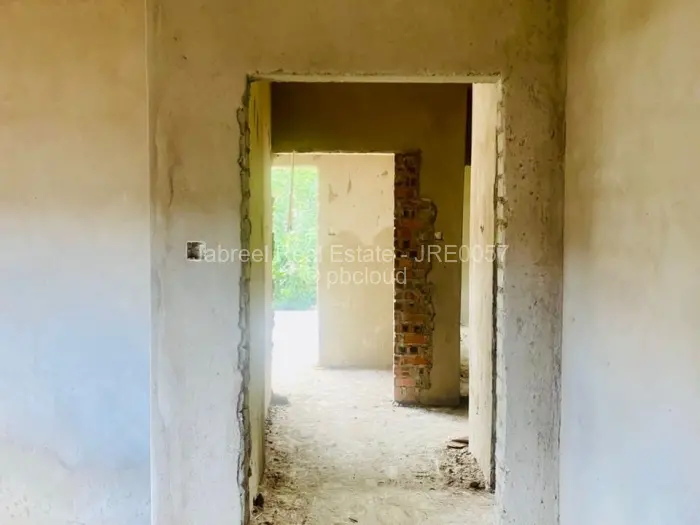 Townhouse/Cluster for Sale in Greystone Park, Harare