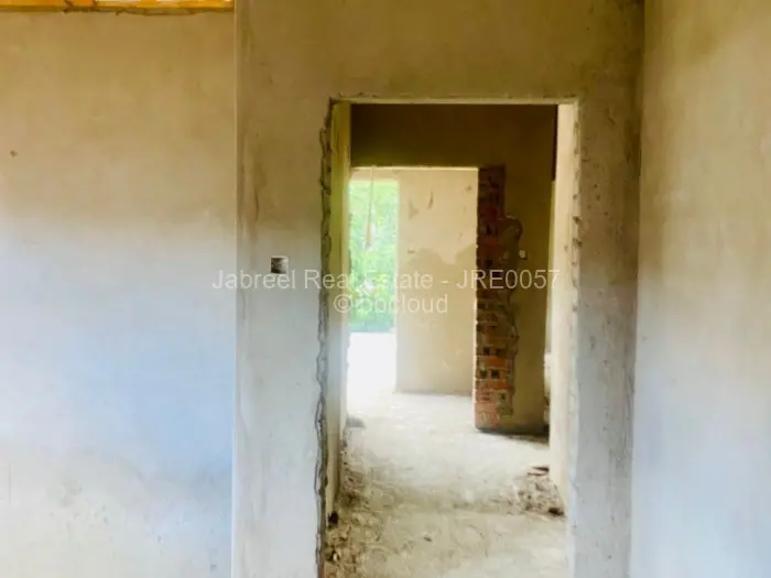 Townhouse/Cluster for Sale in Greystone Park, Harare