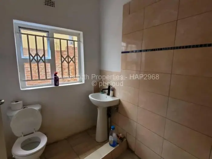 3 Bedroom House to Rent in Crowhill Views, Harare