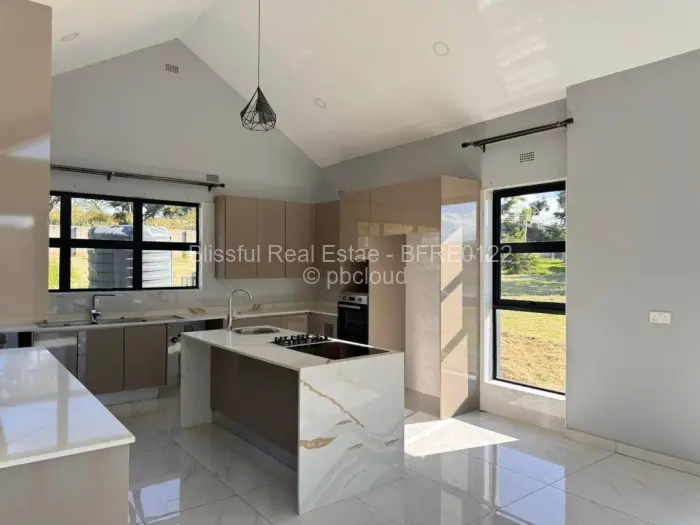 Townhouse/Cluster to Rent in Glen Lorne