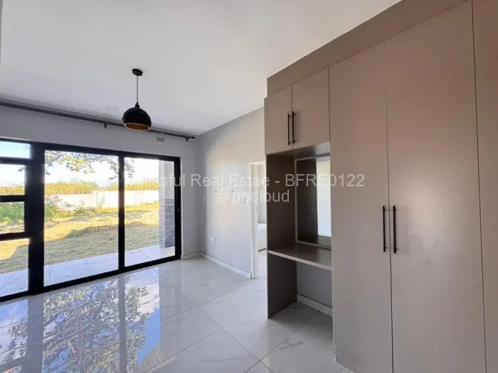 Townhouse/Cluster to Rent in Glen Lorne