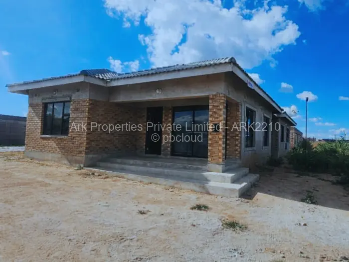 4 Bedroom House for Sale in Zimre Park, Harare