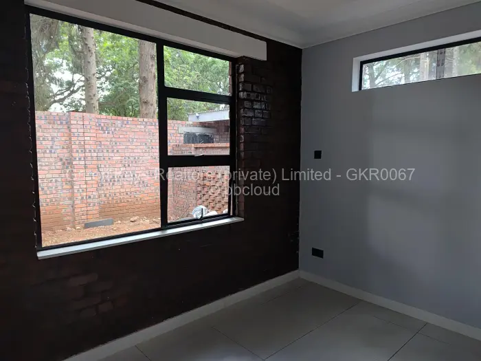 Townhouse/Cluster for Sale in Greendale, Harare