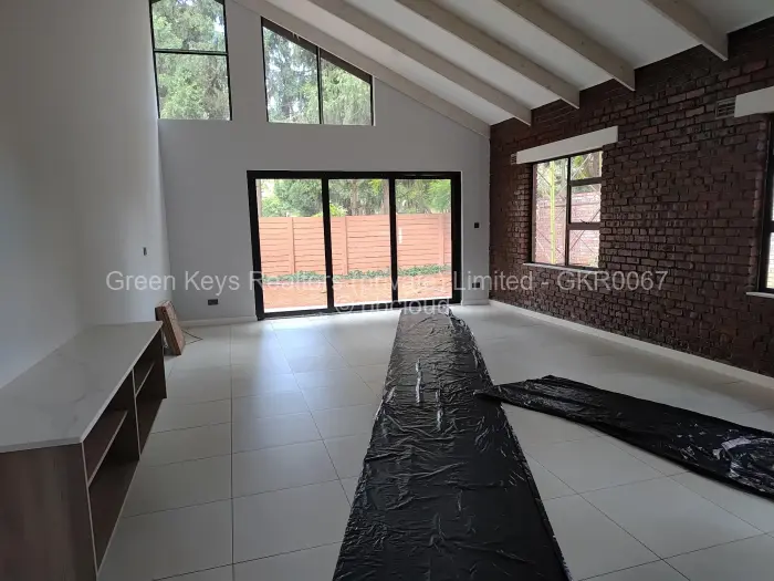 Townhouse/Cluster for Sale in Greendale, Harare