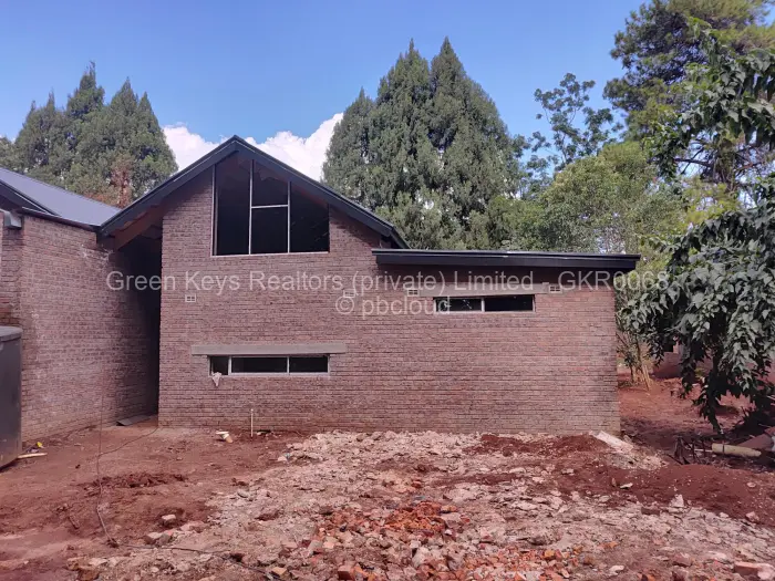 Townhouse/Cluster for Sale in Greendale, Harare