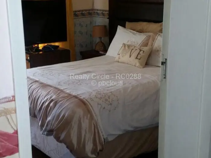 Flat/Apartment to Rent in Eastlea