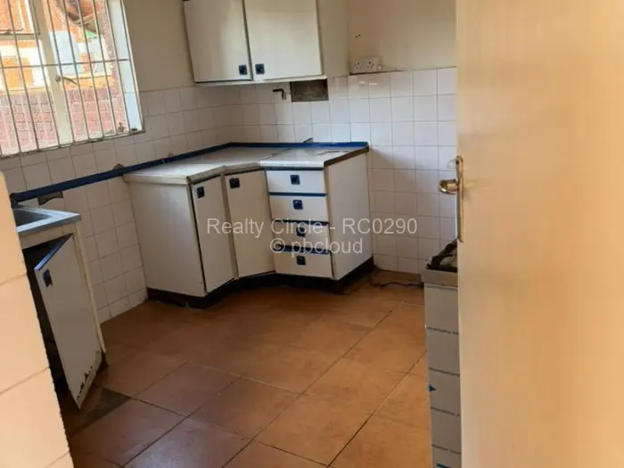 Flat/Apartment for Sale in Marlborough, Harare