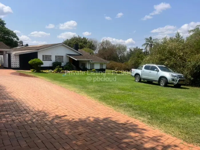 5 Bedroom House for Sale in Hogerty Hill, Harare