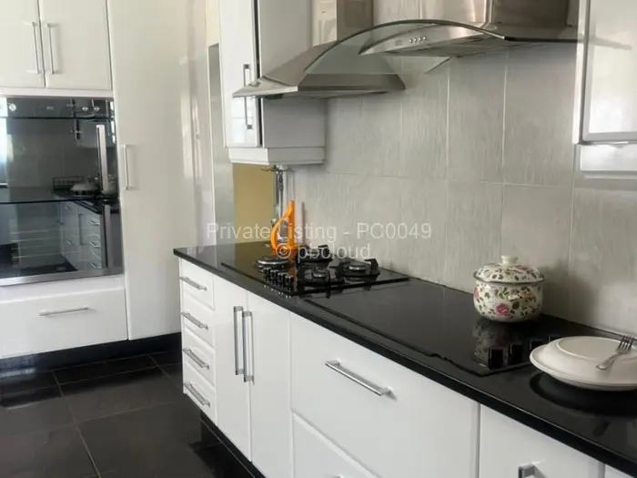 5 Bedroom House for Sale in Hogerty Hill, Harare