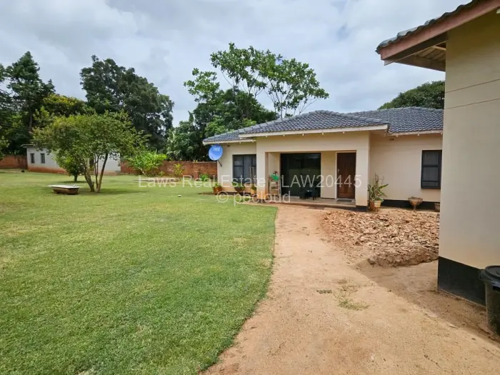 5 Bedroom House for Sale in Mandara, Harare