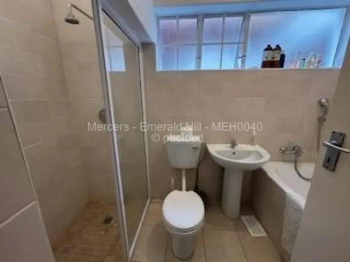 4 Bedroom House to Rent in Avondale - The Ridge