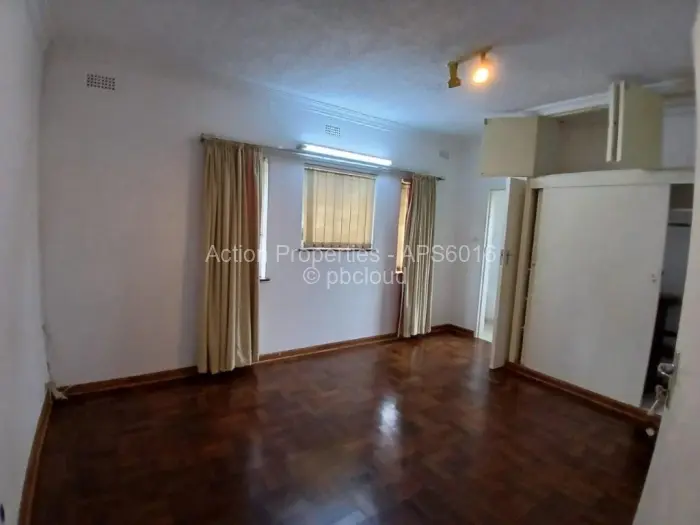 3 Bedroom House to Rent in Milton Park