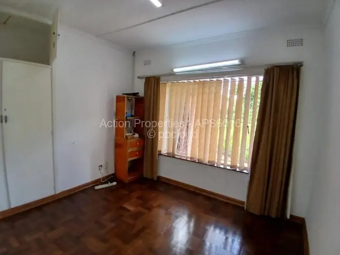 3 Bedroom House to Rent in Milton Park