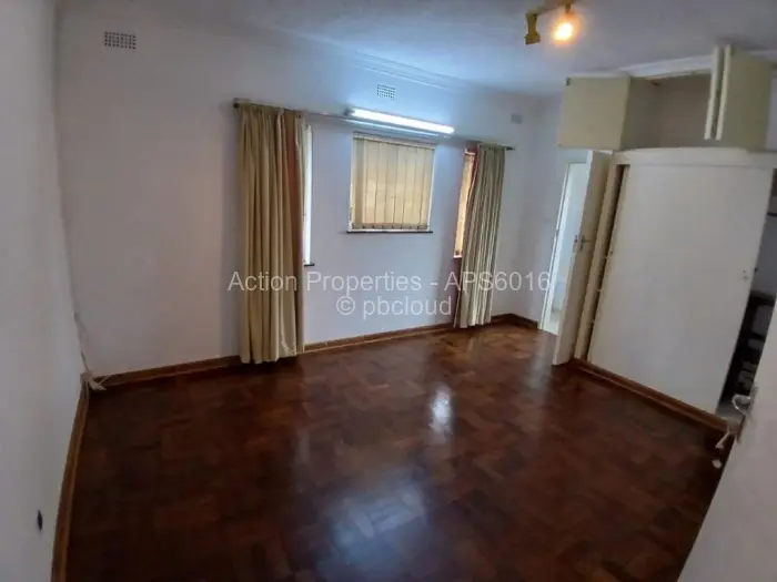 3 Bedroom House to Rent in Milton Park