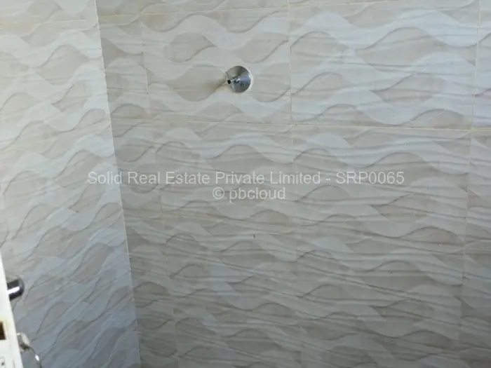 2 Bedroom Cottage/Garden Flat to Rent in Sandton Park