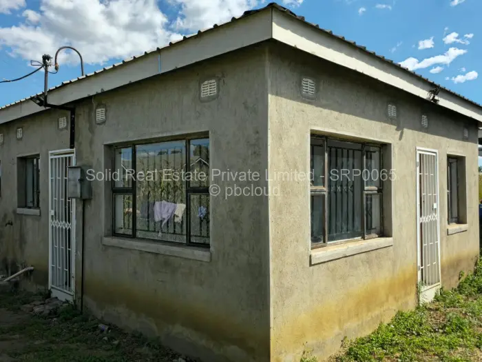 2 Bedroom Cottage/Garden Flat to Rent in Sandton Park