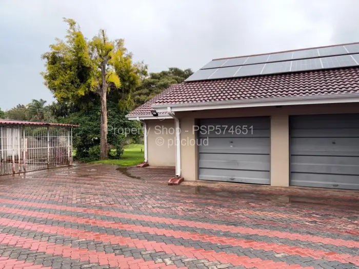 5 Bedroom House for Sale in Borrowdale, Harare