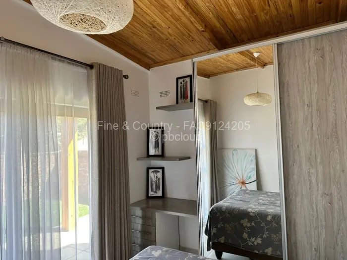 Townhouse/Cluster to Rent in Arlington