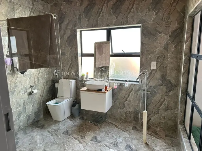 Townhouse/Cluster to Rent in Arlington