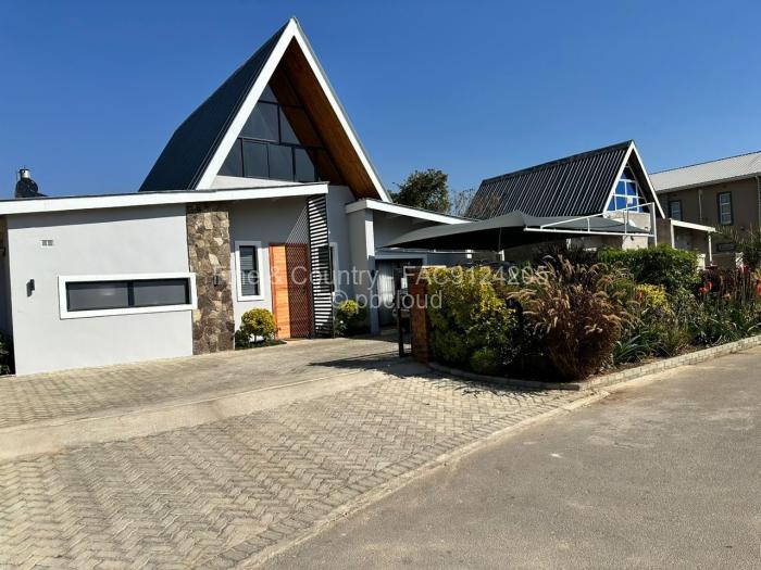 Townhouse/Cluster to Rent in Arlington, Harare