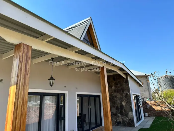 Townhouse/Cluster to Rent in Arlington