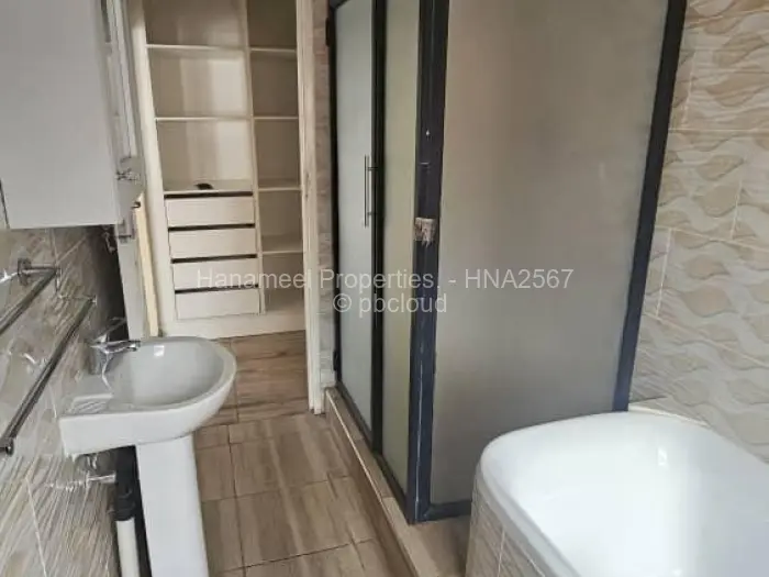 Townhouse/Cluster to Rent in Marlborough