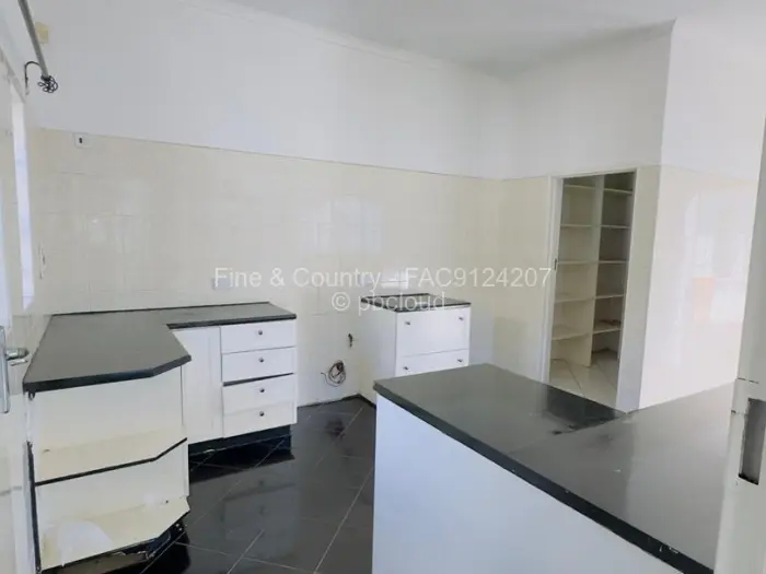 4 Bedroom House to Rent in Borrowdale Brooke