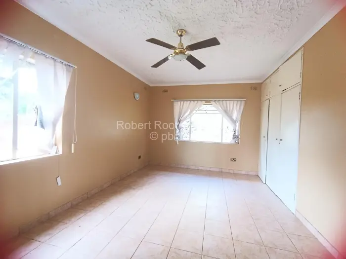 2 Bedroom Cottage/Garden Flat to Rent in Carrick Creagh Estate