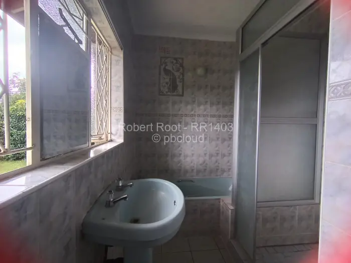 2 Bedroom Cottage/Garden Flat to Rent in Carrick Creagh Estate