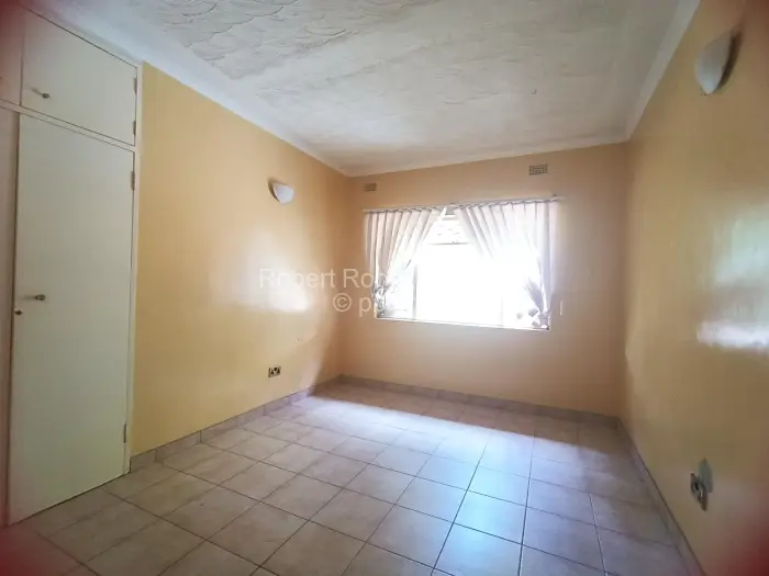 2 Bedroom Cottage/Garden Flat to Rent in Carrick Creagh Estate