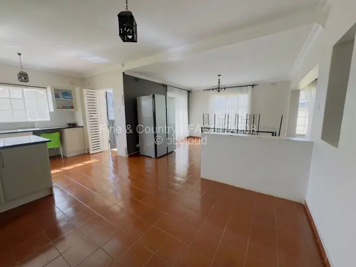 3 Bedroom House to Rent in Manresa
