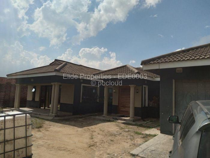 5 Bedroom House for Sale in Waterfalls, Harare