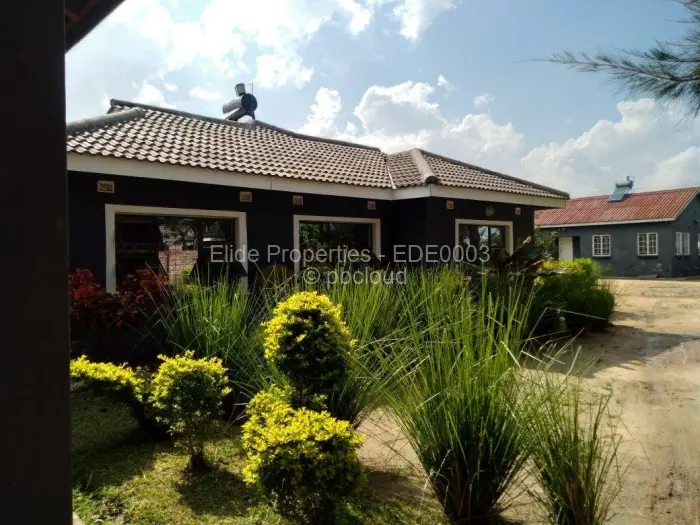 5 Bedroom House for Sale in Waterfalls, Harare