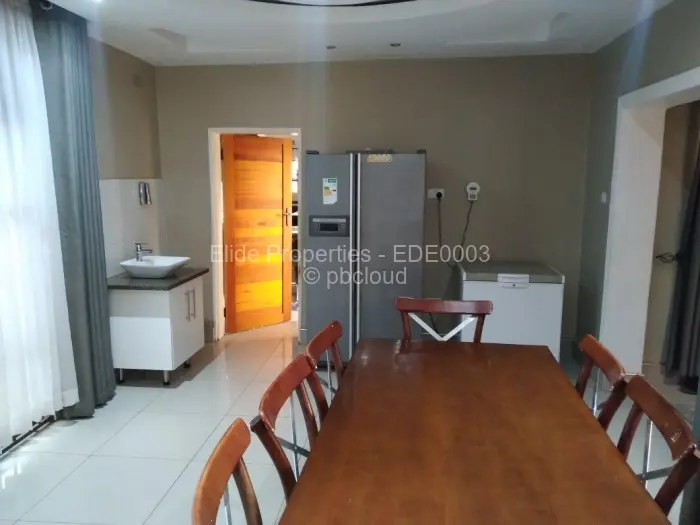 5 Bedroom House for Sale in Waterfalls, Harare