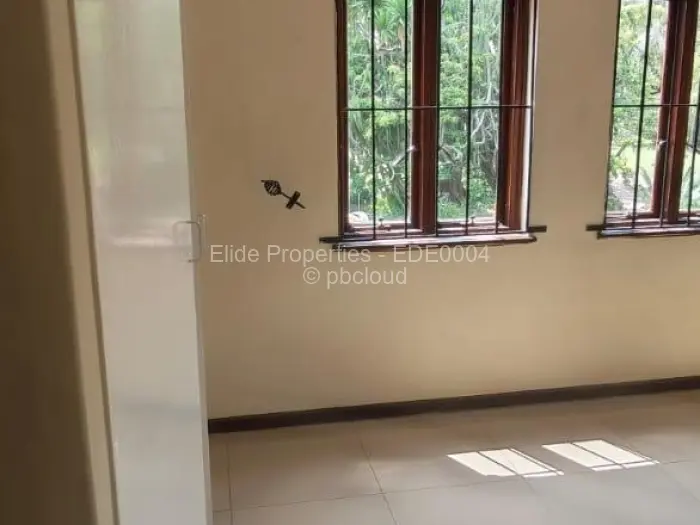 3 Bedroom Cottage/Garden Flat to Rent in Newlands