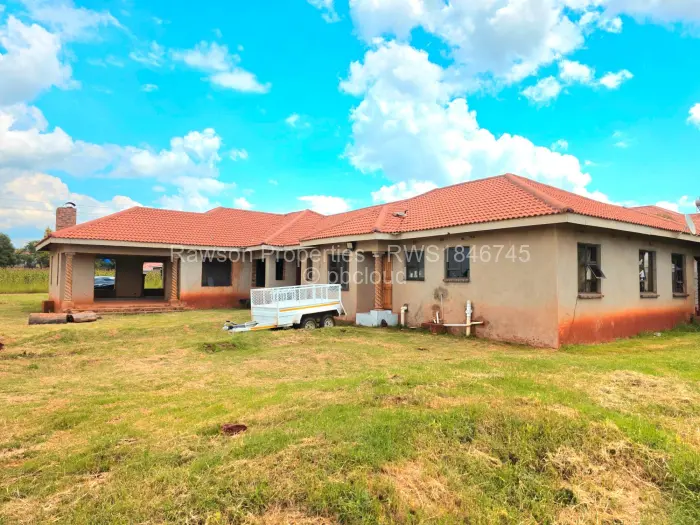 5 Bedroom House for Sale in Mount Pleasant Heights, Harare