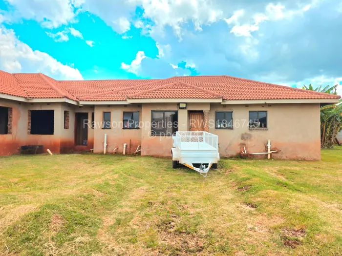 5 Bedroom House for Sale in Mount Pleasant Heights, Harare