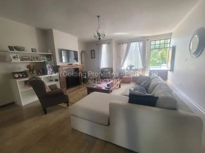 Townhouse/Cluster to Rent in Helensvale