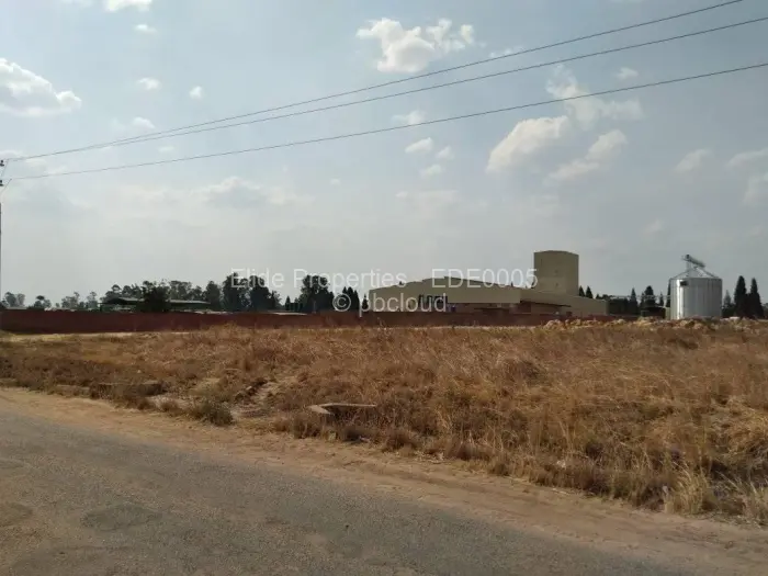 Industrial Stand for Sale in Waterfalls, Harare