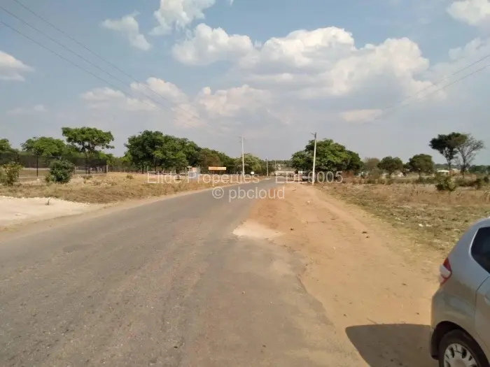 Industrial Stand for Sale in Waterfalls, Harare
