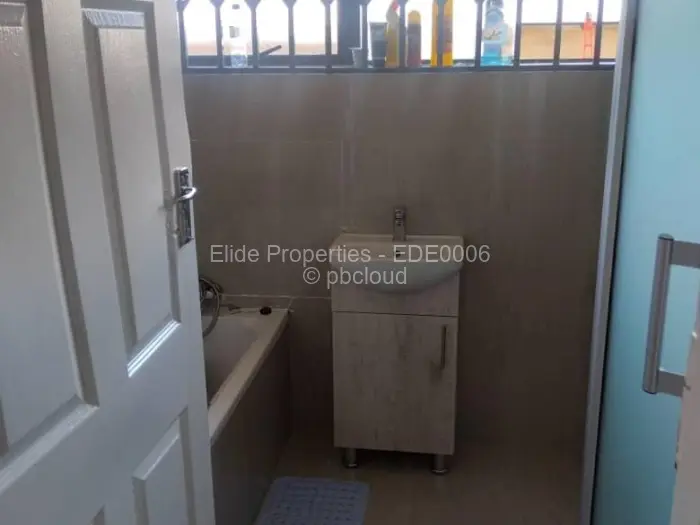 4 Bedroom House to Rent in Erasmus Park, Ruwa