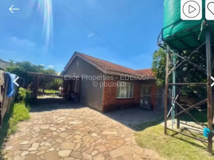 3 Bedroom House for Sale in Zimre Park, Harare
