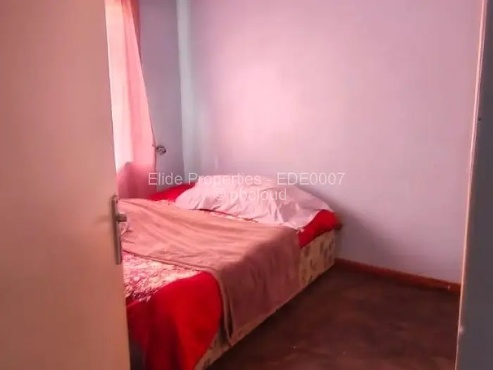 3 Bedroom House for Sale in Zimre Park, Harare