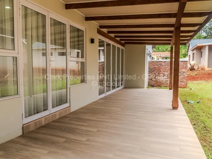 Townhouse/Cluster for Sale in Borrowdale Brooke, Harare