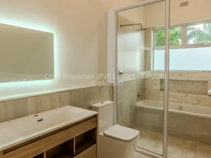 Townhouse/Cluster for Sale in Borrowdale Brooke, Harare